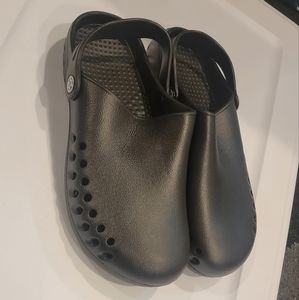 Clogs size 40. New